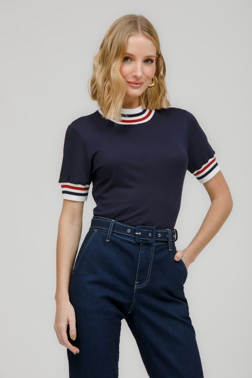 Blusa Malha Tricot Gola Punho Retilínea