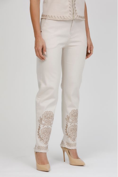 Calça Feminina Sarja Carrot Skinny