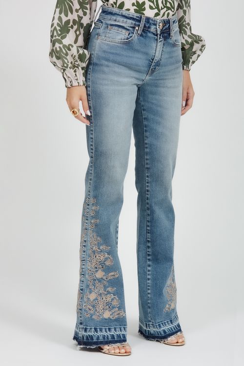 Calça Feminina Jeans Sofia Flare