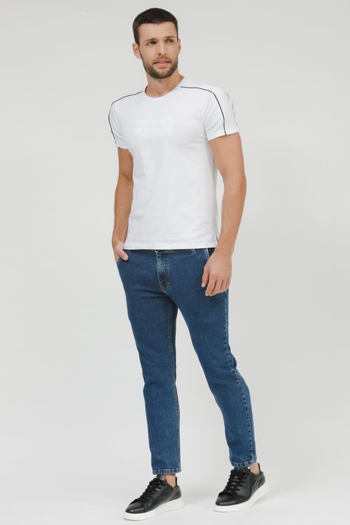 Camiseta Masculina Com Vivo E Bordado