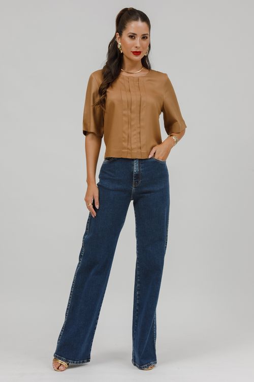 Blusa Cropped Crepe Com Pregas Tomas