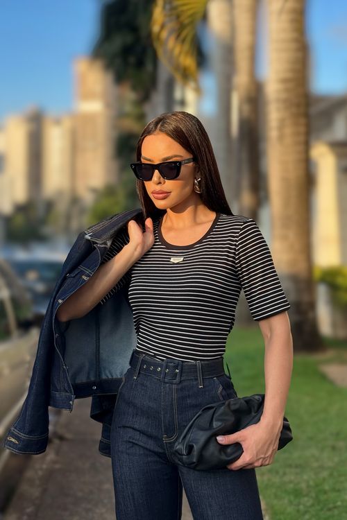 Blusa Malha Listrada Com Etiqueta