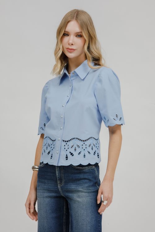 Camisa Feminina Manga Curta Com Bordado