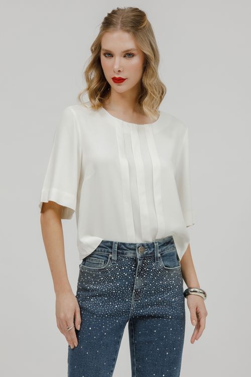 Blusa Cropped Crepe Com Pregas Tomas