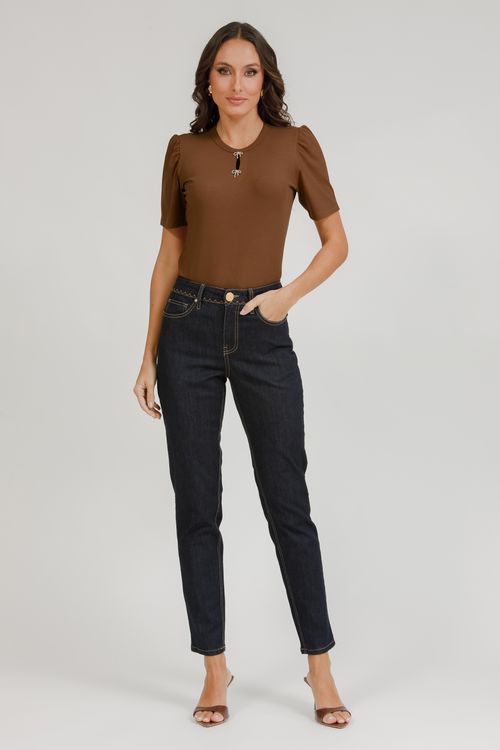 Blusa Malha Manga Curta Com Metal De Laço